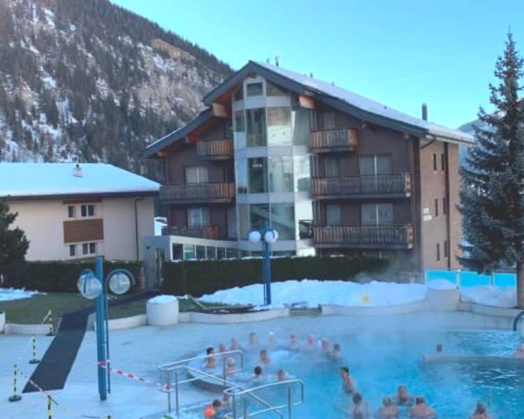 Hotel Viktoria-Leukerbad-Therme מראה חיצוני תמונה