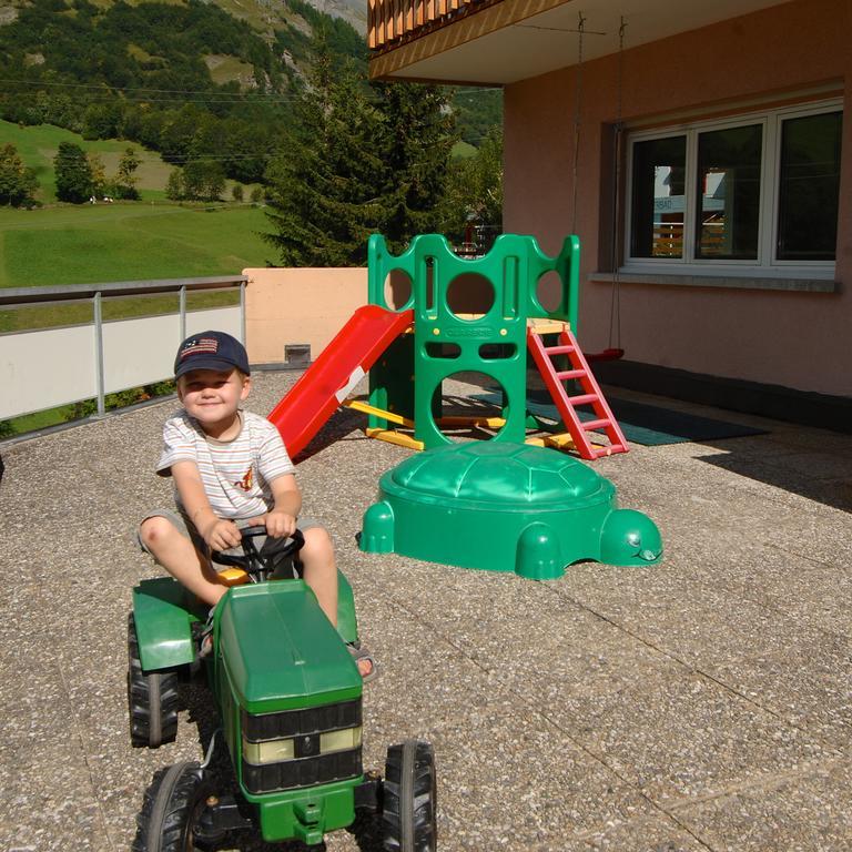 Hotel Viktoria-Leukerbad-Therme מראה חיצוני תמונה